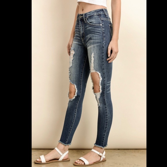 Denim - Picture 4 of 7